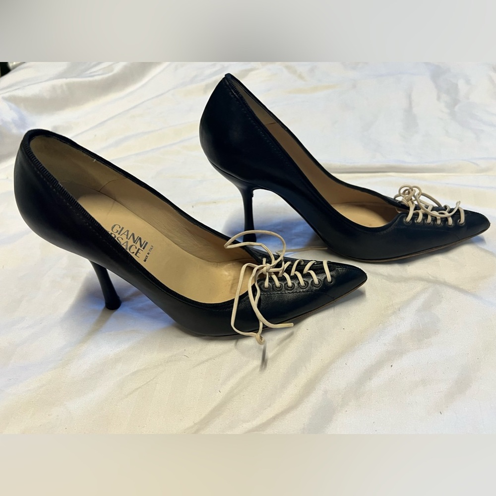 Unique Gianni Versace heels, size 35.5 worn once, like new!